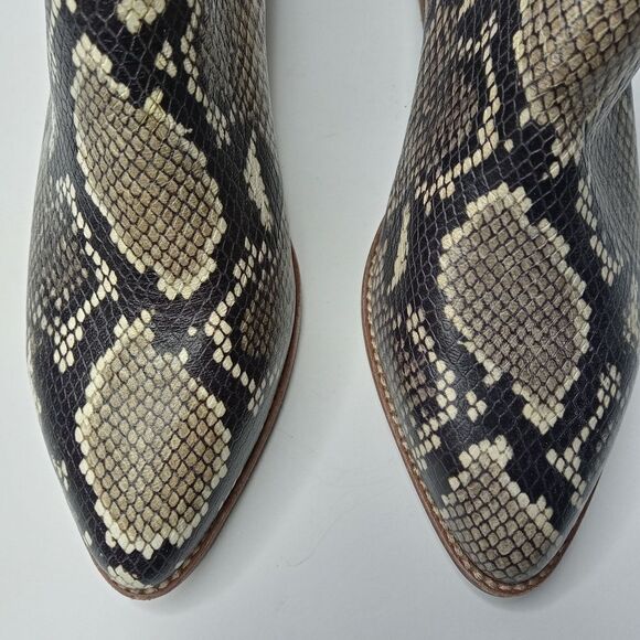 Madewell Low Chelsea Boots in Snake Embossed Leather - Picture 4 of 8